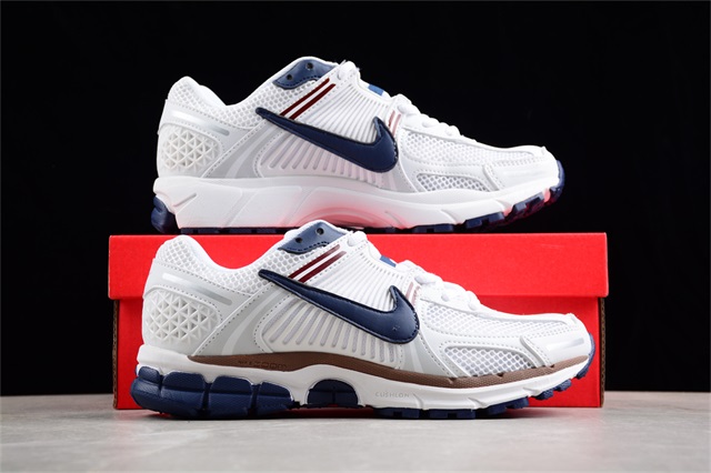 men air ZOOM VOMERO V5 shoes 2023-12-18-024